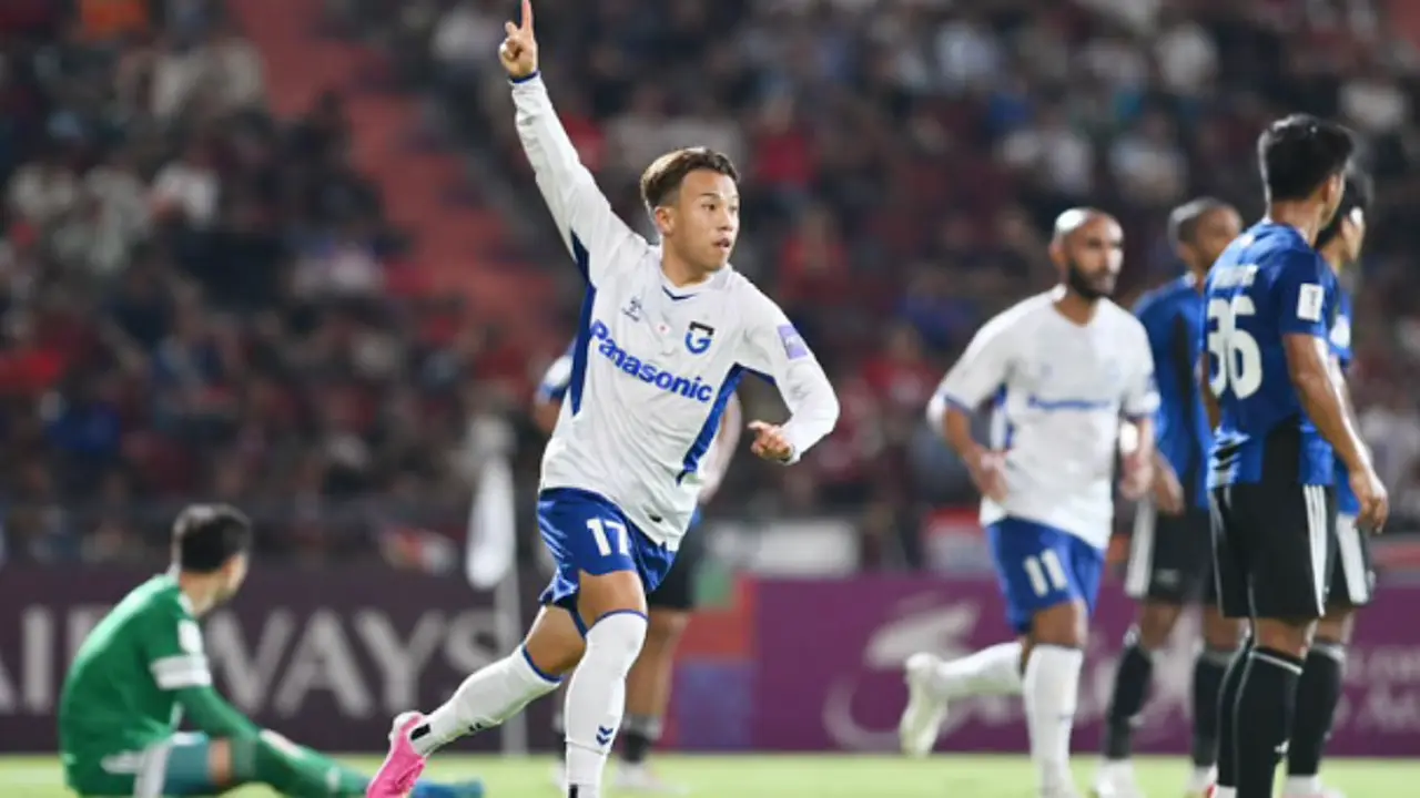 جامبا أوساكا يهزم بانكوك يونايتد بثلاثية ويتأهل لنهائي دوري أبطال آسيا 2